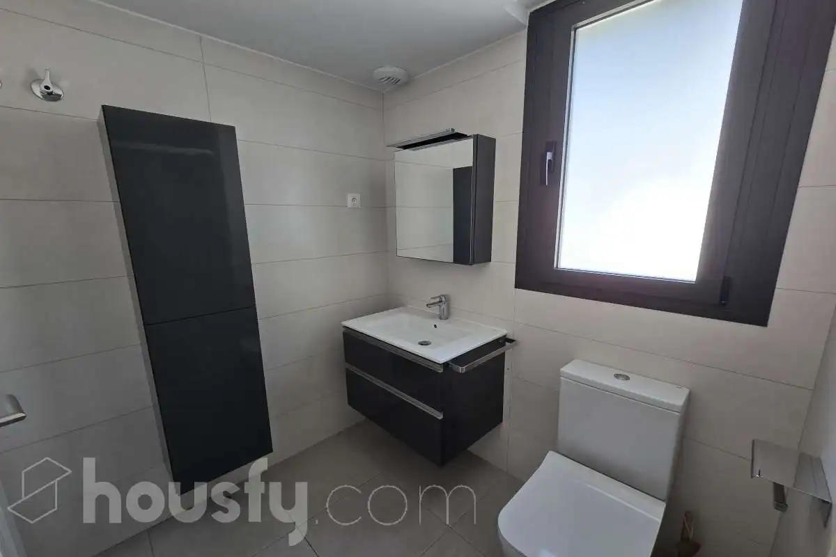 Badezimmer von Wohnung zur Miete in Sant Adrià de Besòs mit Klimaanlage und Balkon