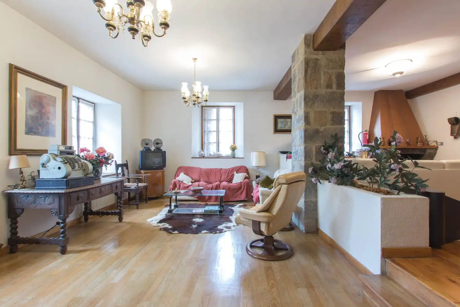 Sala de estar de Casa o chalet en venta en Atetz con Calefacción, Terraza y Amueblado