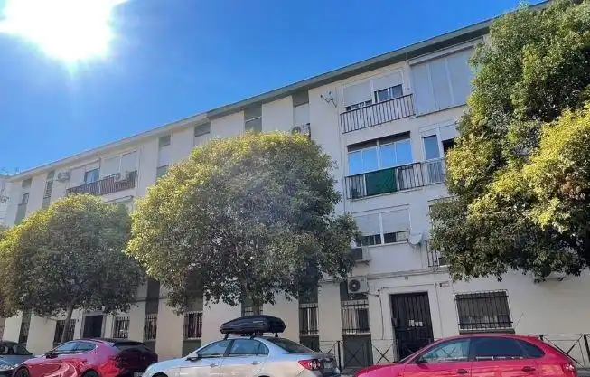 Vista exterior de Piso en venta en Huelva