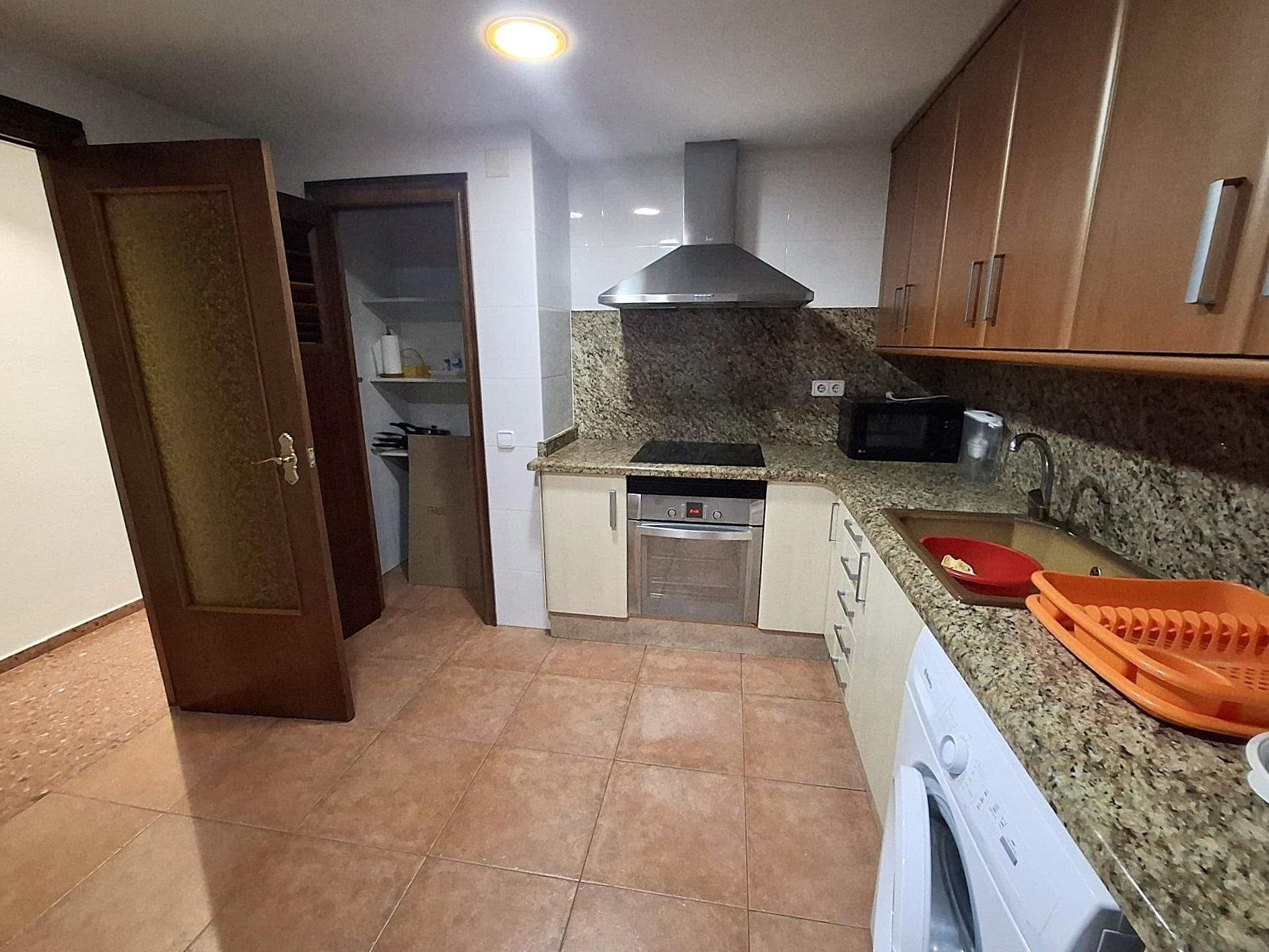 Cocina de Piso en venta en Ontinyent con Amueblado y Balcón
