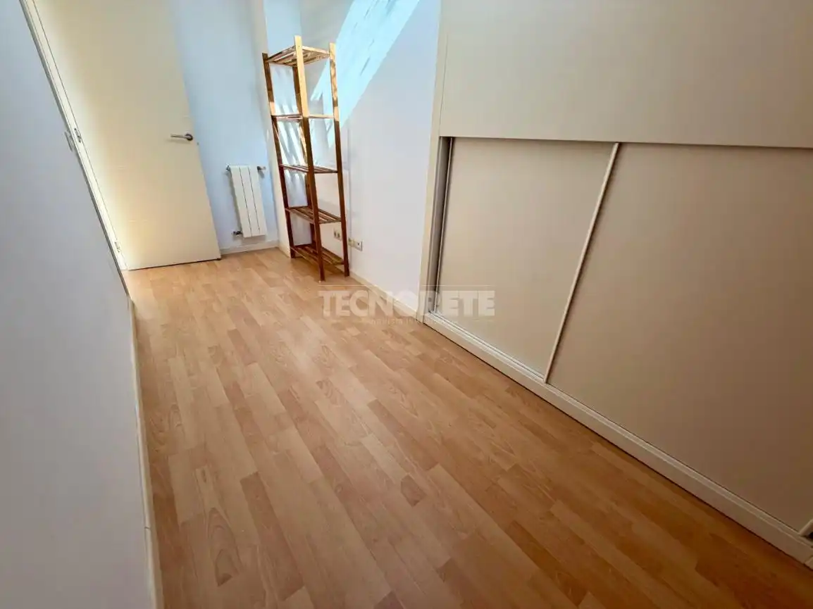 Flat for sale in Pantoja  with Heating