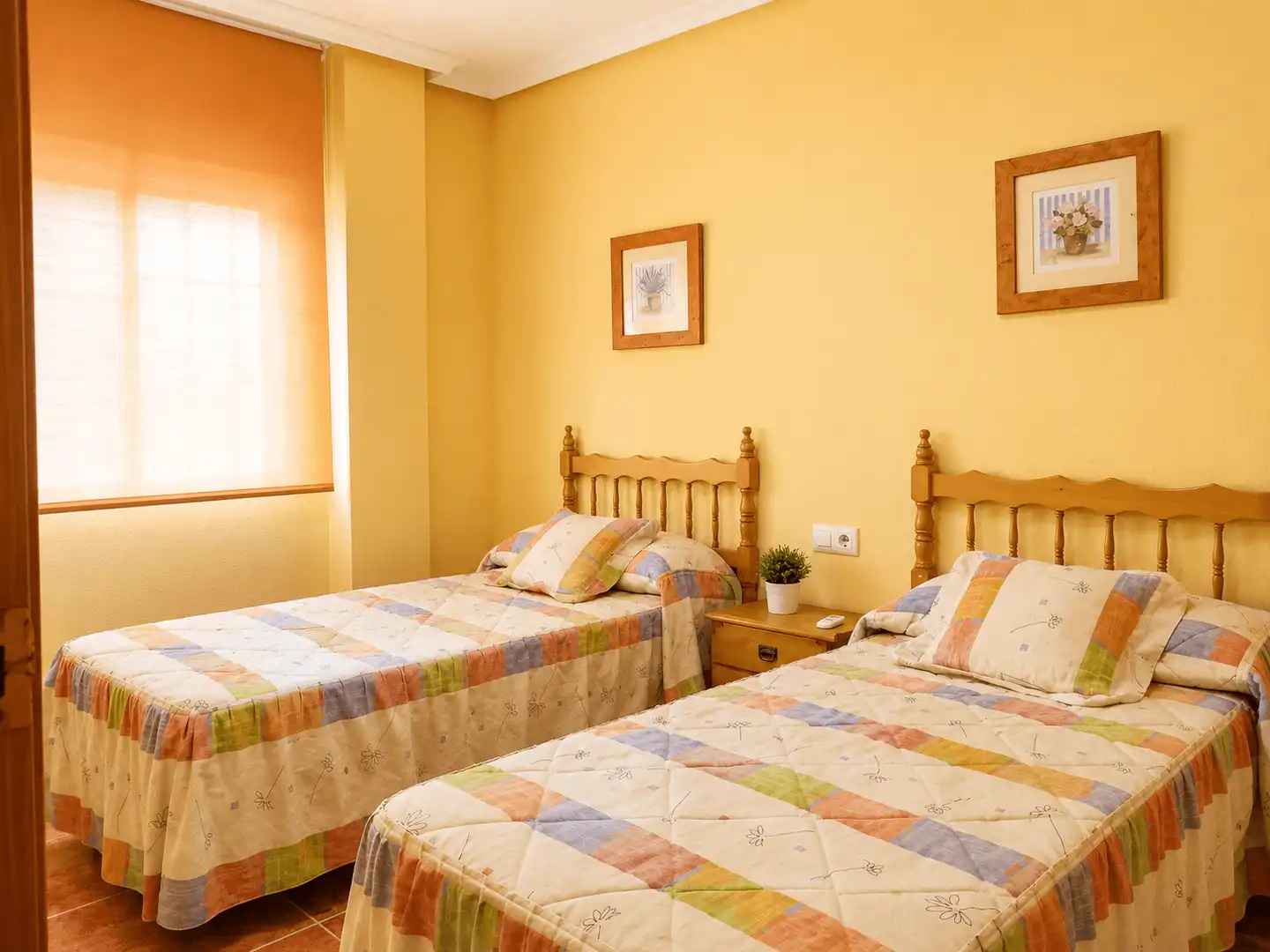 Dormitori de Casa adosada en venda en Cartagena amb Aire condicionat, Terrassa i Traster