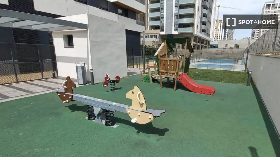 Parking de Piso de alquiler en Valencia con Aire acondicionado, Calefacción y Amueblado