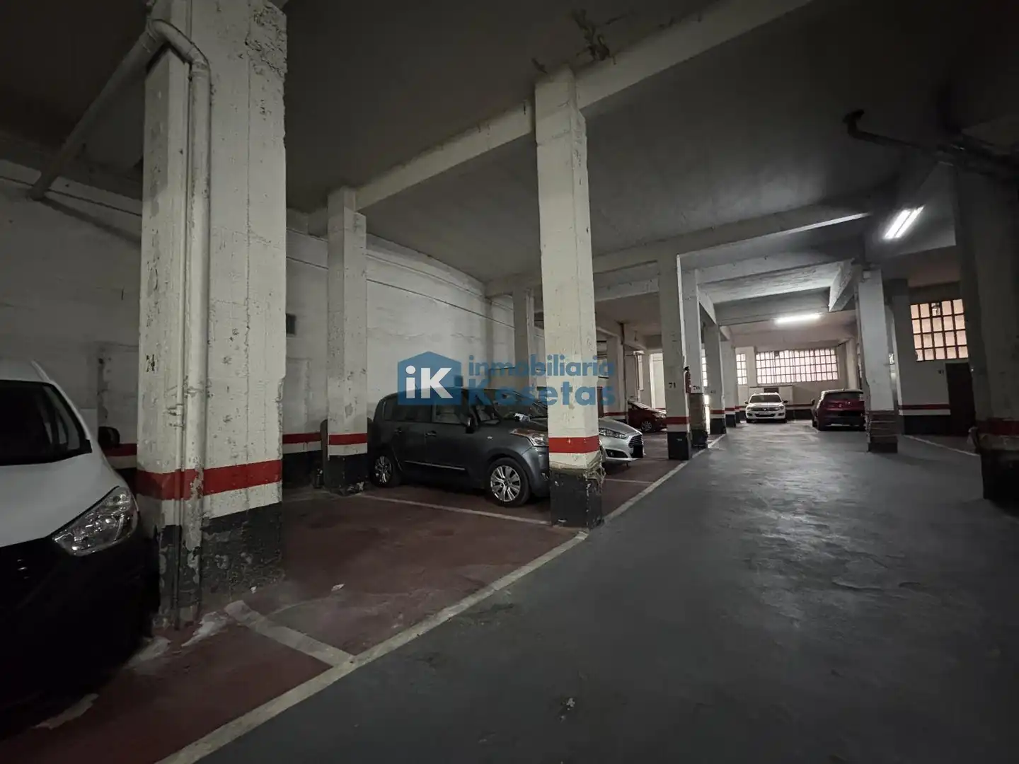 Parkplatz von Garage zum Verkauf in Basauri 