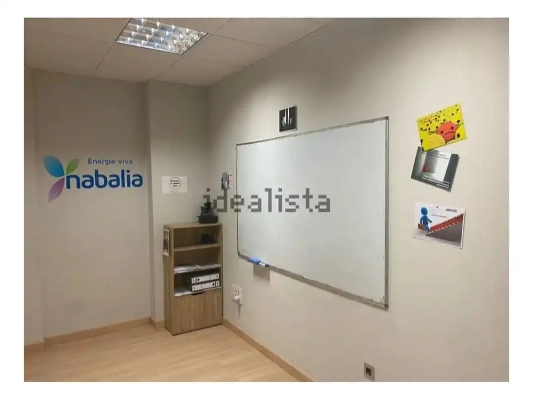 Oficina en venda en Granada