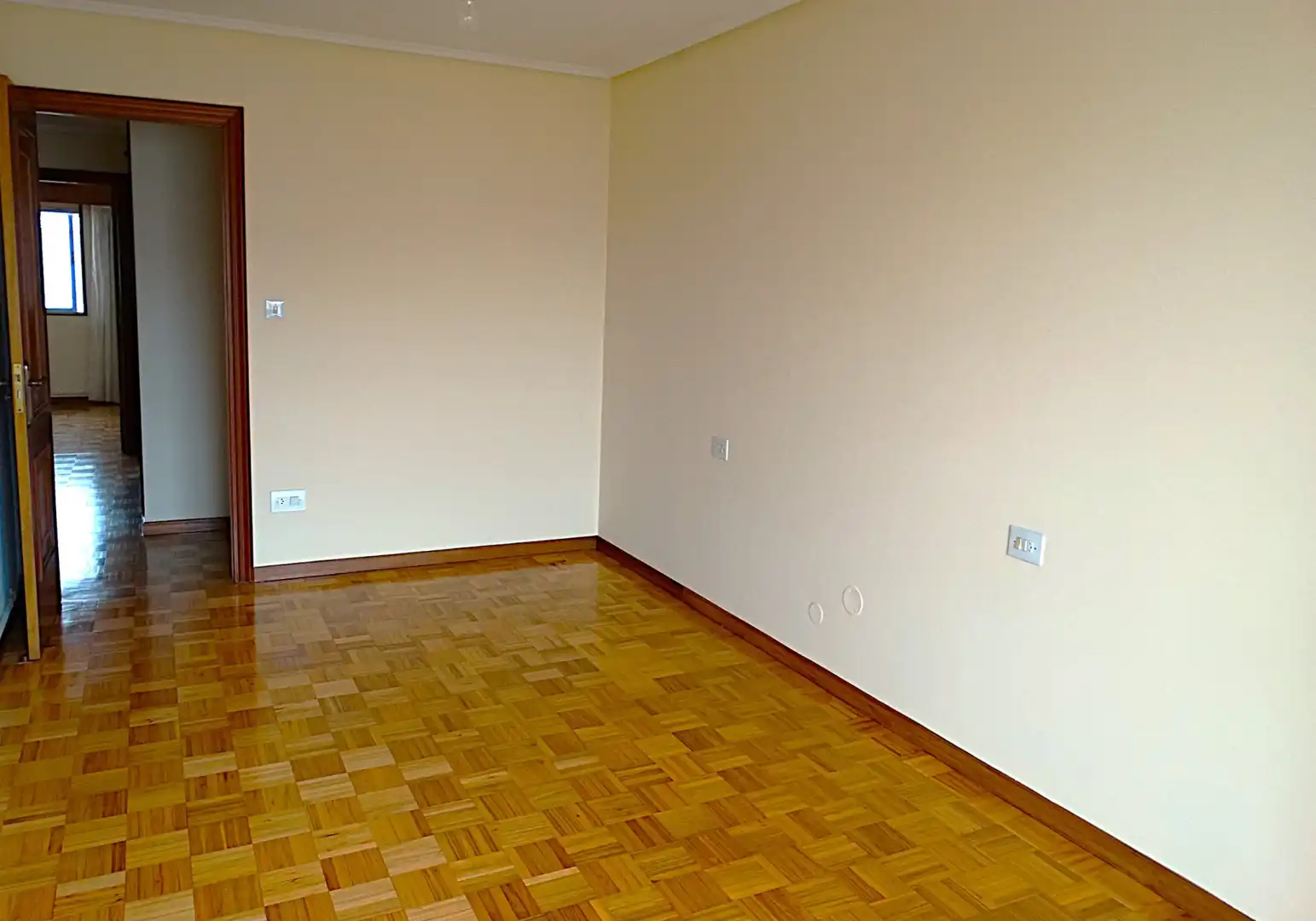Dormitori de Pis en venda en Mugardos amb Calefacció, Parquet i Terrassa
