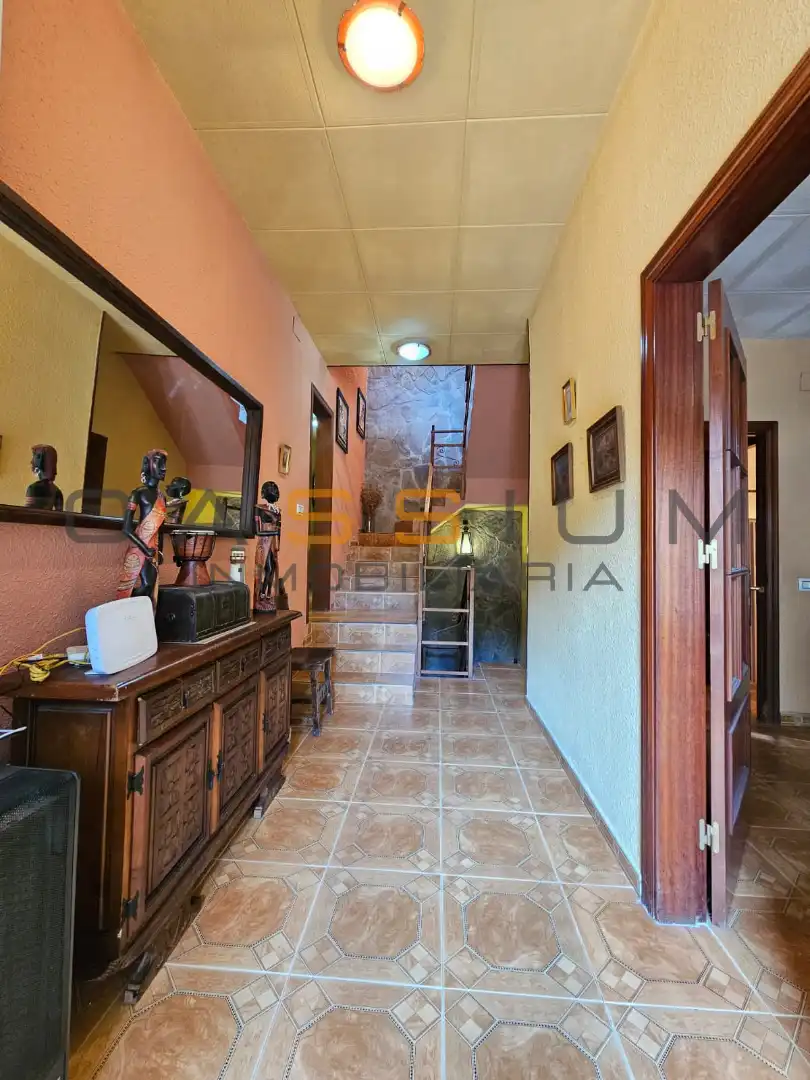 Casa con piscina en venta en Carrer Santa Oliva, imagen 4