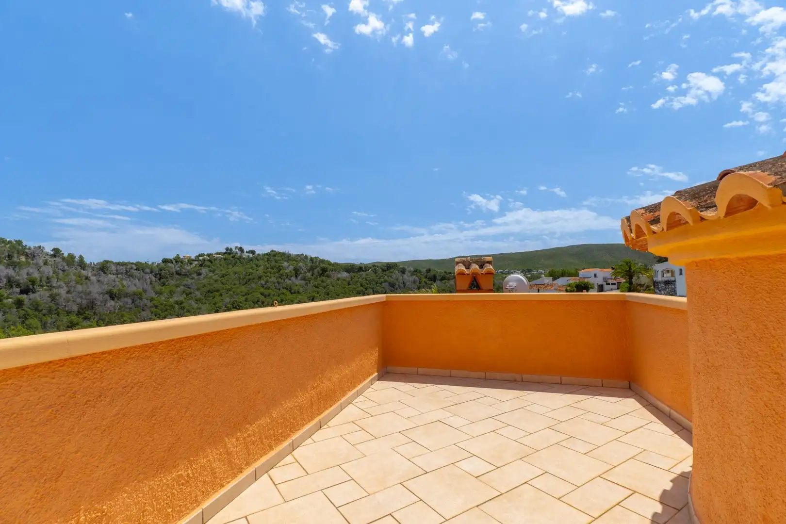 Terrace of Houses for sale in Jávea / Xàbia  with Air Conditioner, Heating and Private garden