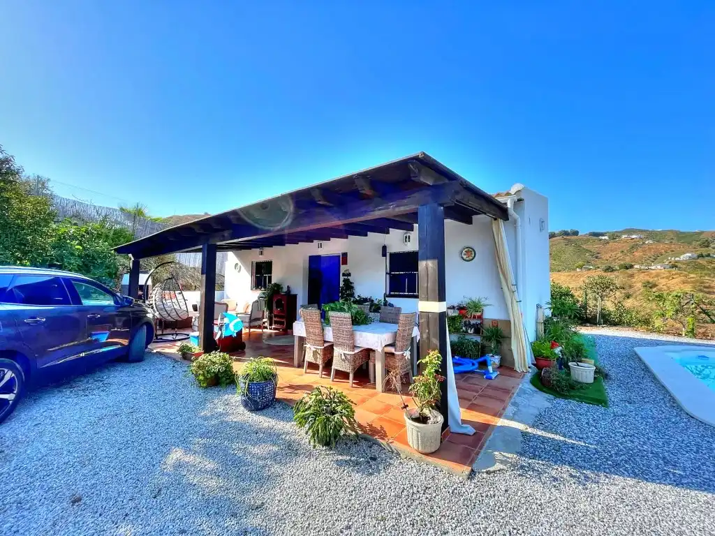 Garden of Country homes for sale in El Borge  with Air Conditioner, Private garden and Swimming Pool