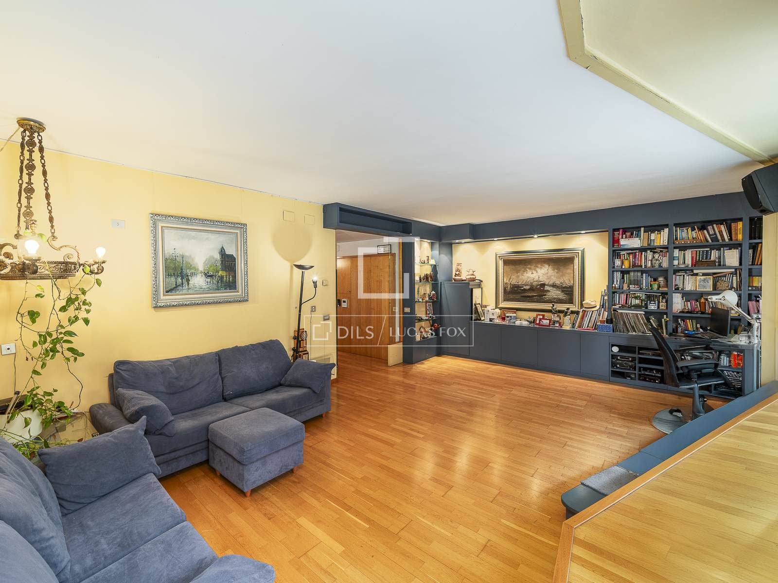 Sala d'estar de Pis en venda en  Barcelona Capital amb Aire condicionat, Calefacció i Terrassa