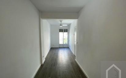 Flat for sale in  Madrid Capital  with Air Conditioner and Balcony
