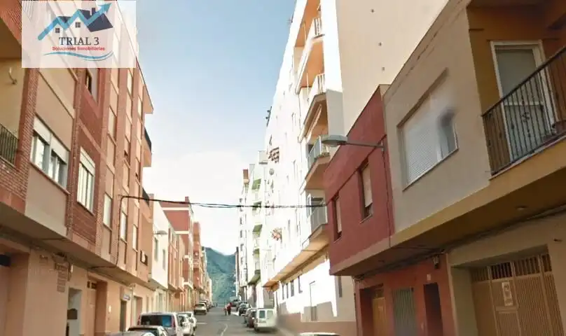 Pis amb ascensor en venda a Calle BECHI