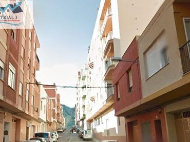 Flat with lift for sale in Calle BECHI