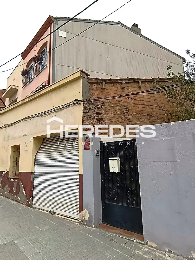 Business premises for sale in Sant Vicenç Dels Horts, imagen 2
