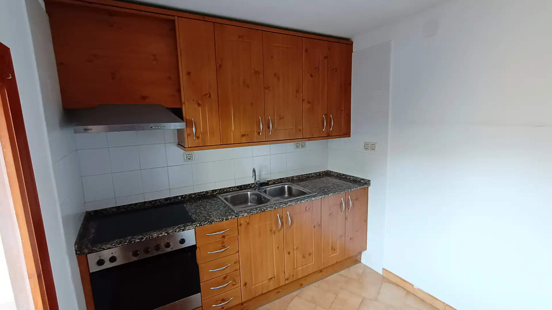 Cuina de Casa o xalet en venda en Vall de Cardós amb Calefacció, Jardí privat i Parquet