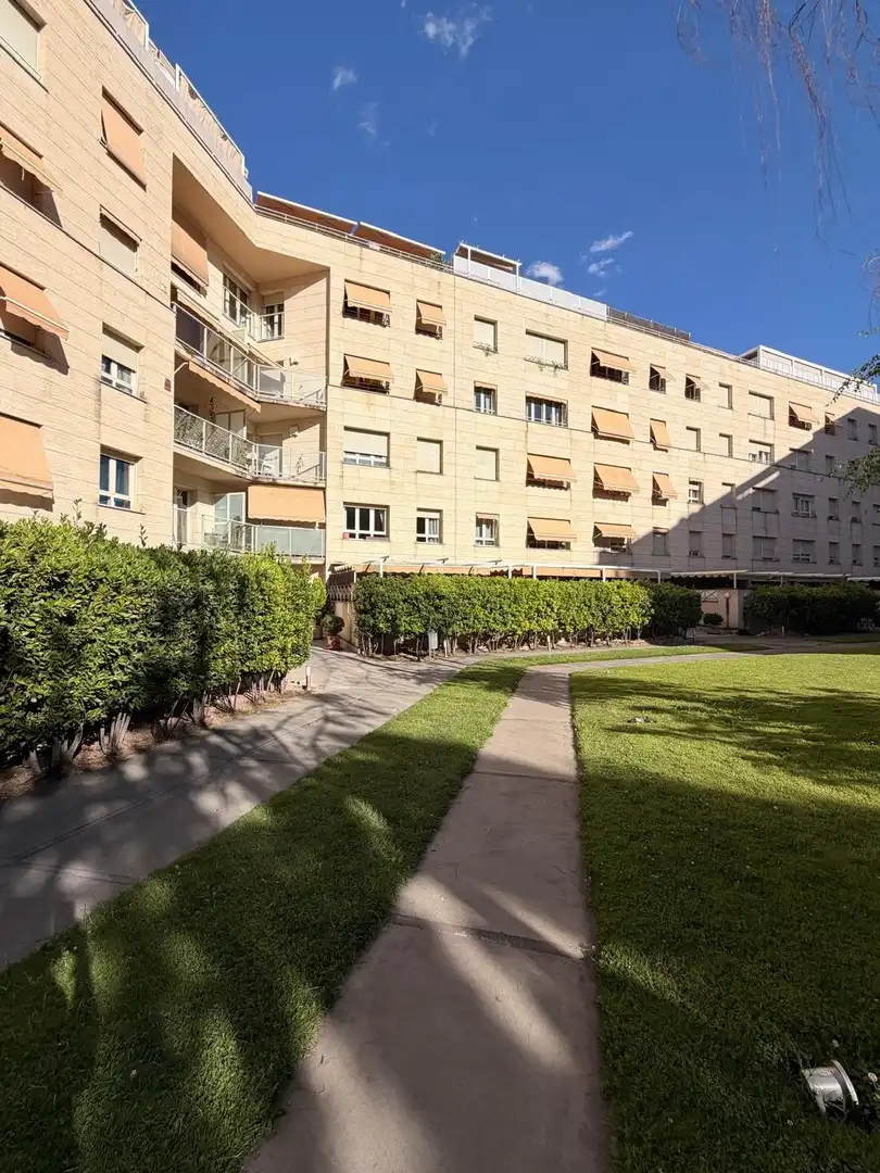 Vista exterior de Piso en venta en Madrid con Aire acondicionado, Calefacción y Trastero
