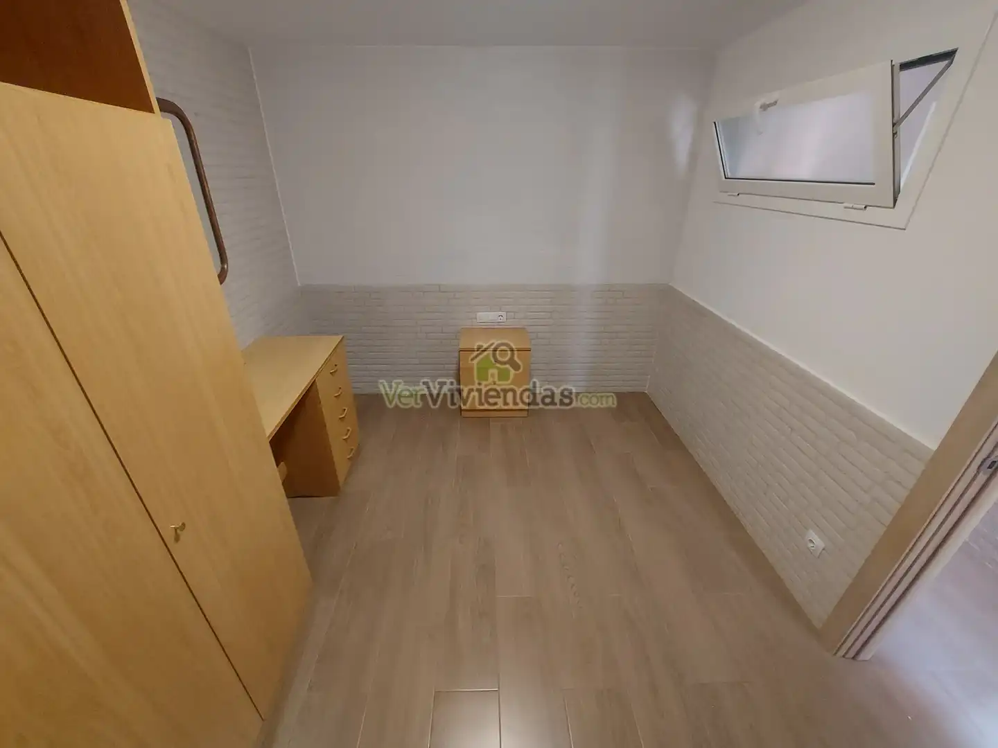 Habitación de Planta baja en venta en Castellar del Vallès con Terraza, Horno y Internet