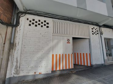 Local comercial en venda a Porta Nova