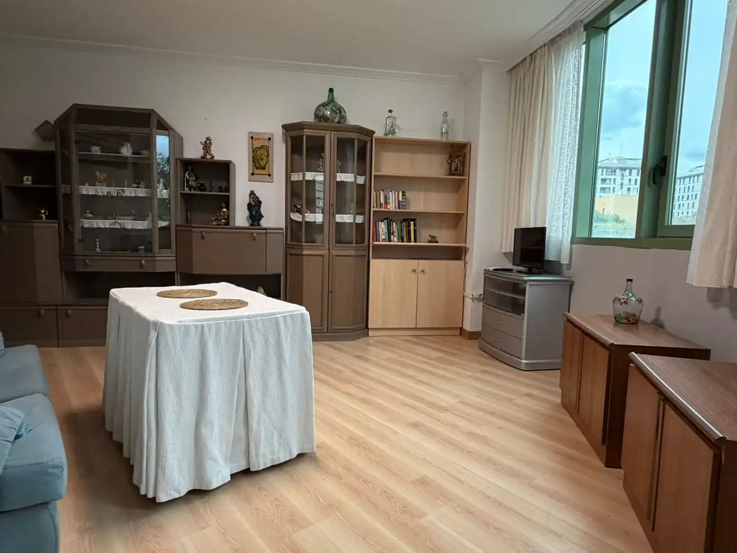 Wohnzimmer von Wohnung zum Verkauf in  Huelva Capital mit Klimaanlage und Terrasse