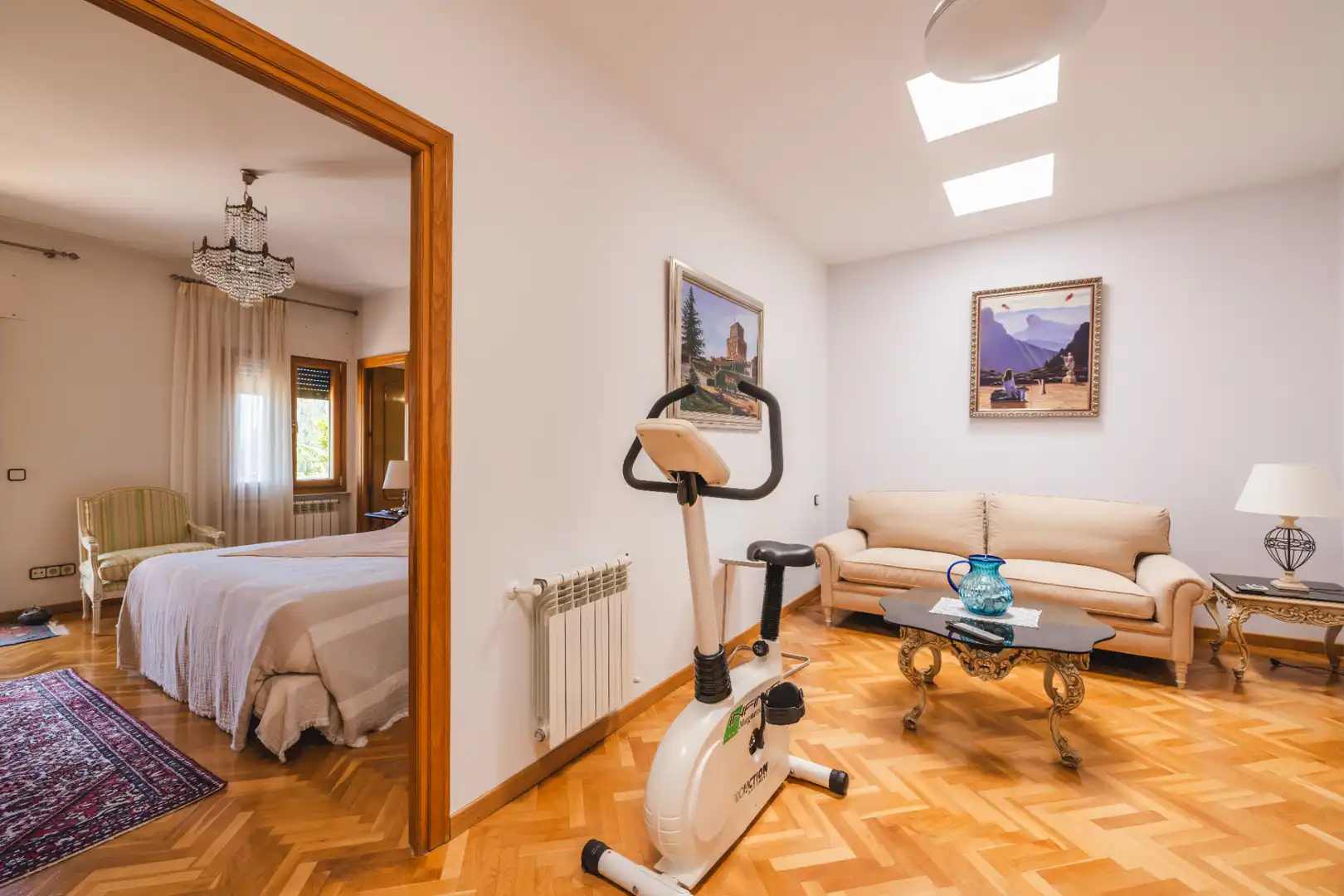 Habitación de Casa o chalet en venta en Las Rozas de Madrid con Aire acondicionado, Calefacción y Jardín privado