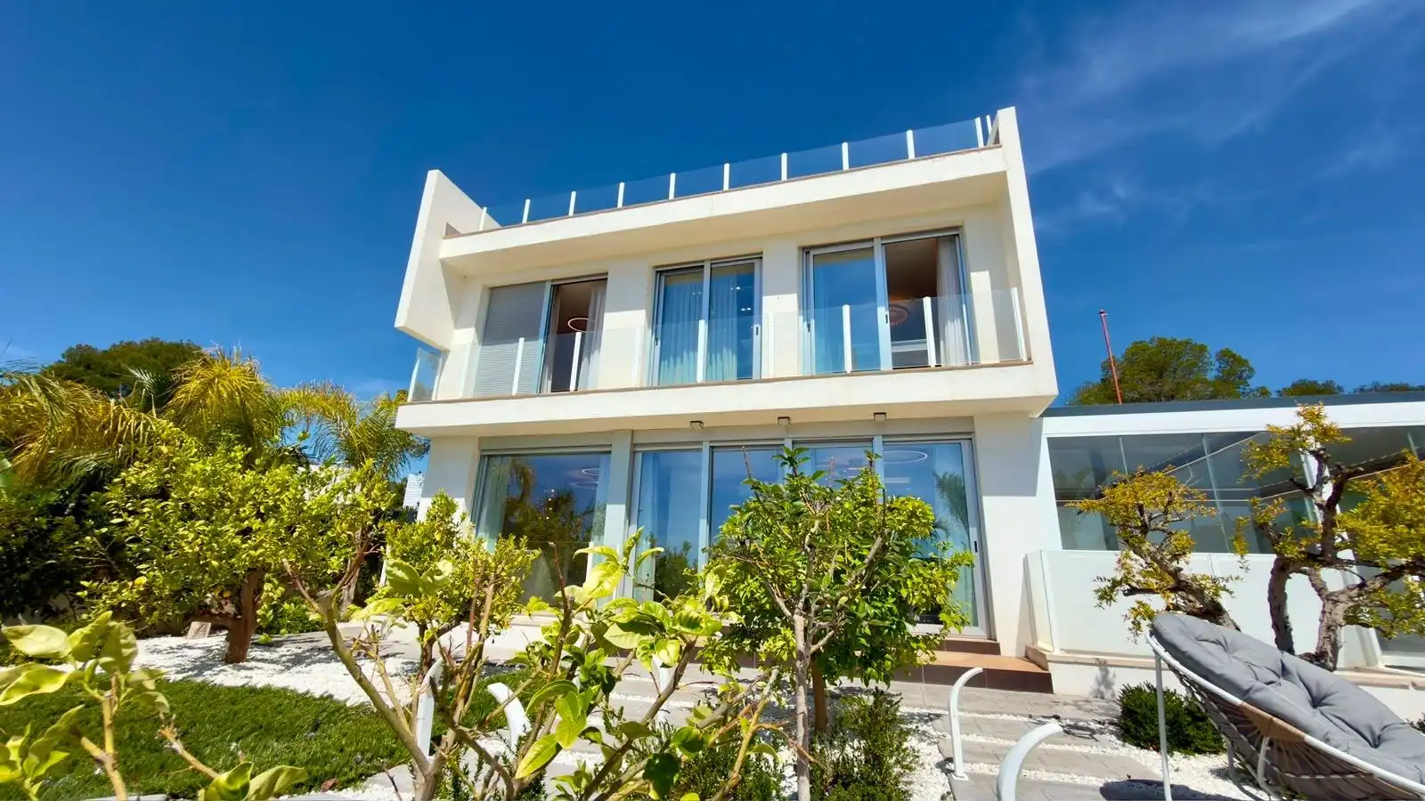 Vista exterior de Casa o chalet en venta en La Nucia con Terraza