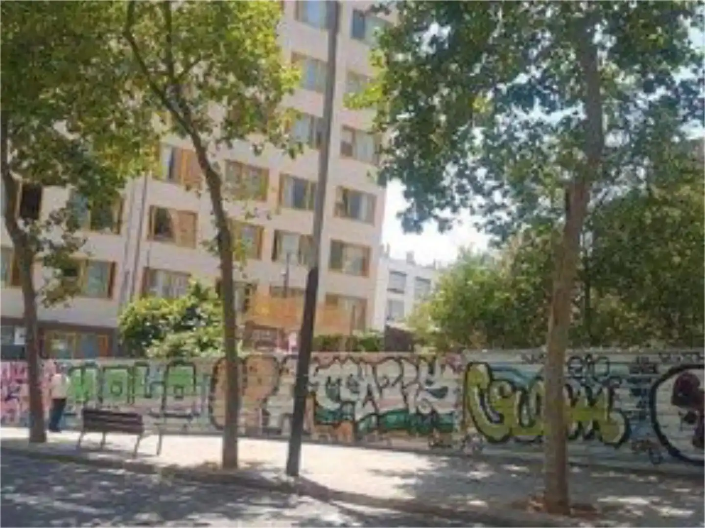 Vista exterior de Terreno en venta en Barcelona