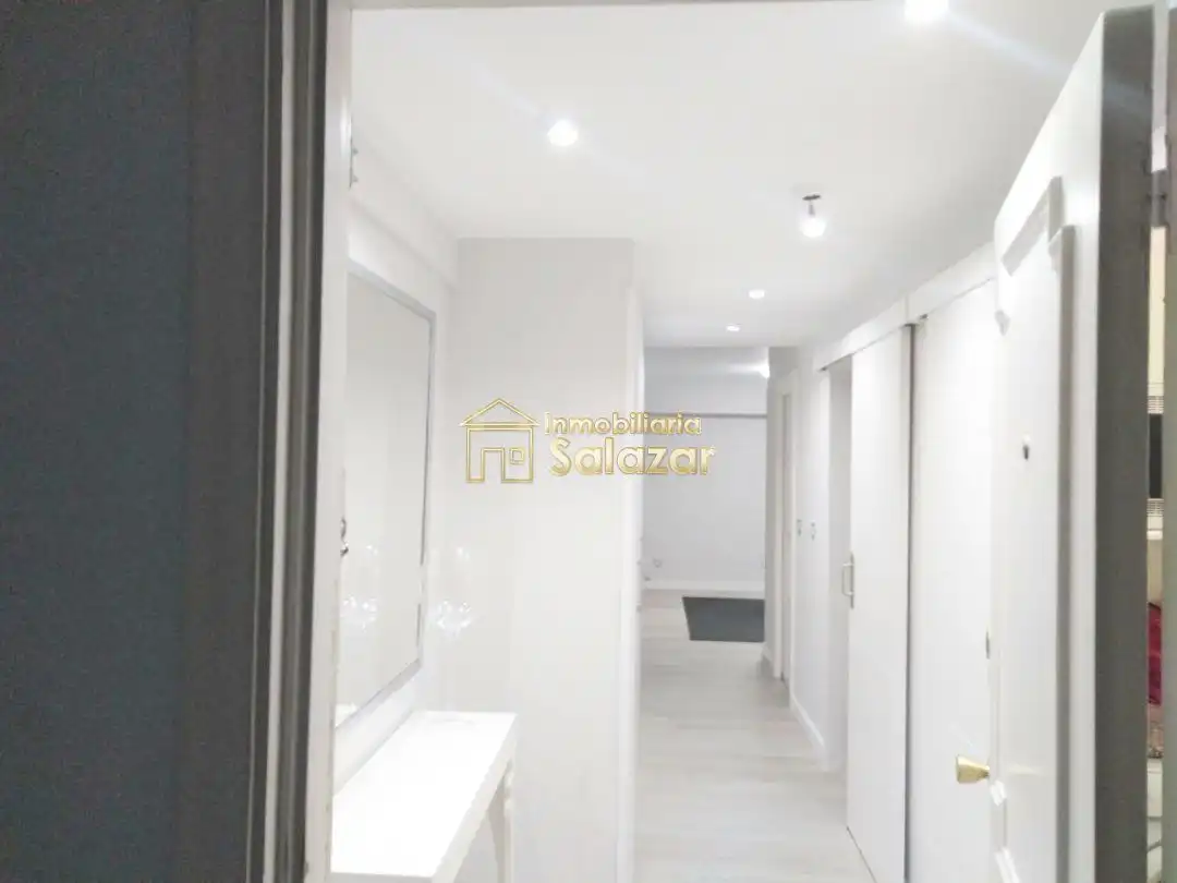 Apartment mit Terrasse zur Miete in Sabino Arana Etorbidea, imagen 17