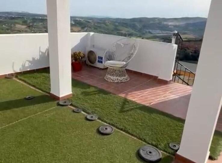 Foto 1 de Àtic de lloguer a Casares Golf - Casares del Sol, Málaga