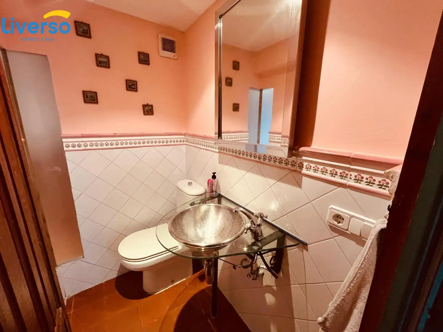 Bathroom of Houses for sale in Revillarruz  with Heating, Terrace and Furnished