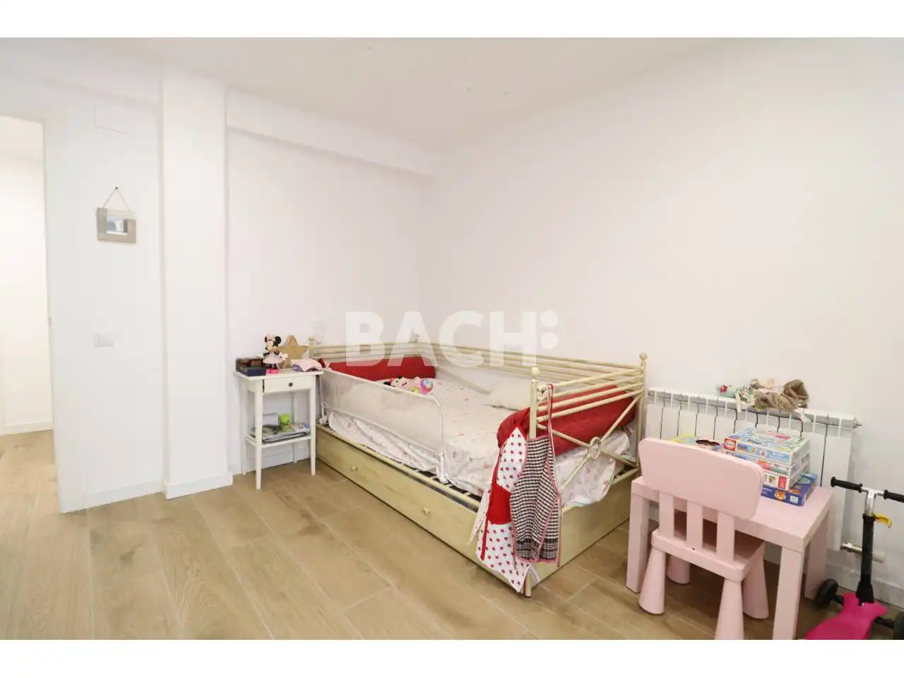 Habitación de Piso en venta en Vic con Calefacción y Balcón