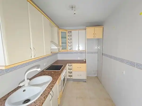 Cuina de Apartament en venda en Adra