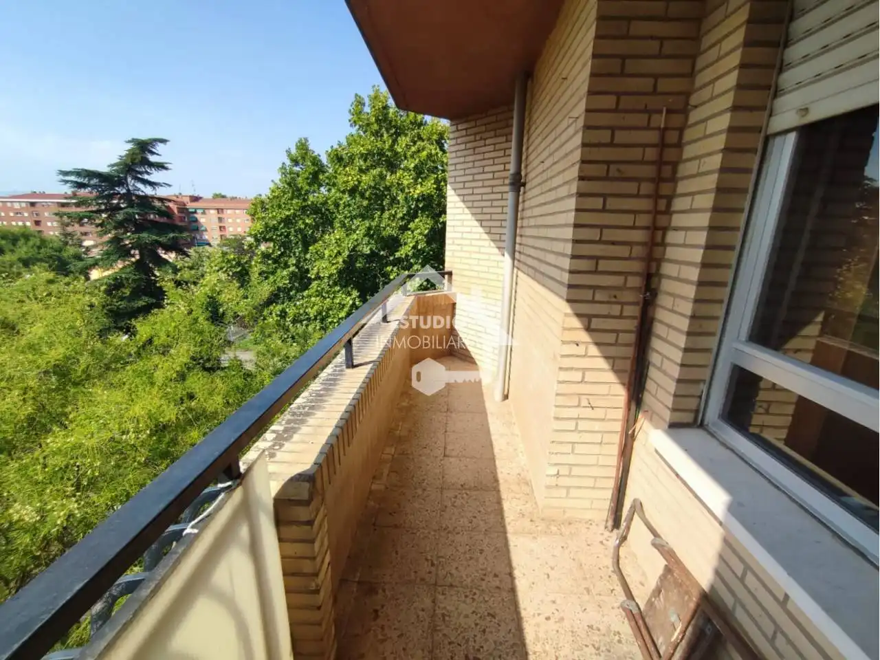 Piso con terraza en venta en Calle San Millán
