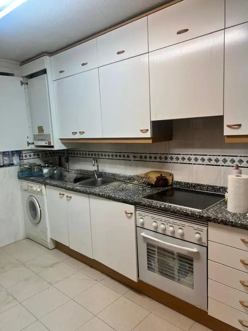 Cocina de Piso en venta en Salamanca con Aire acondicionado, Calefacción y Amueblado
