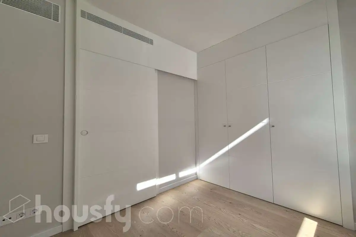 Habitación de Piso de alquiler en Viladecans con Aire acondicionado, Parquet y Trastero