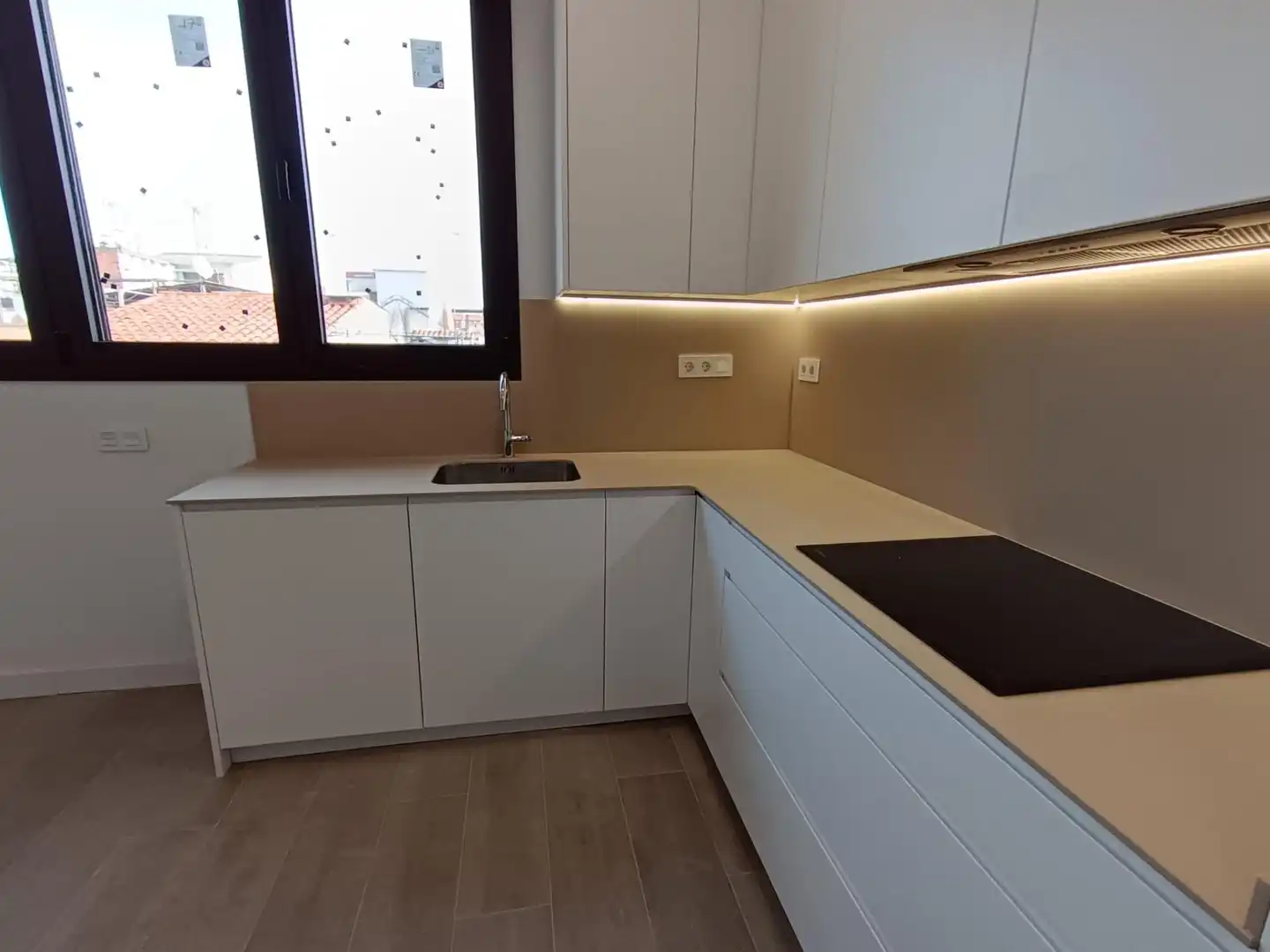 Kitchen of Flat for sale in Sabadell  with Air Conditioner, Terrace and Storage room