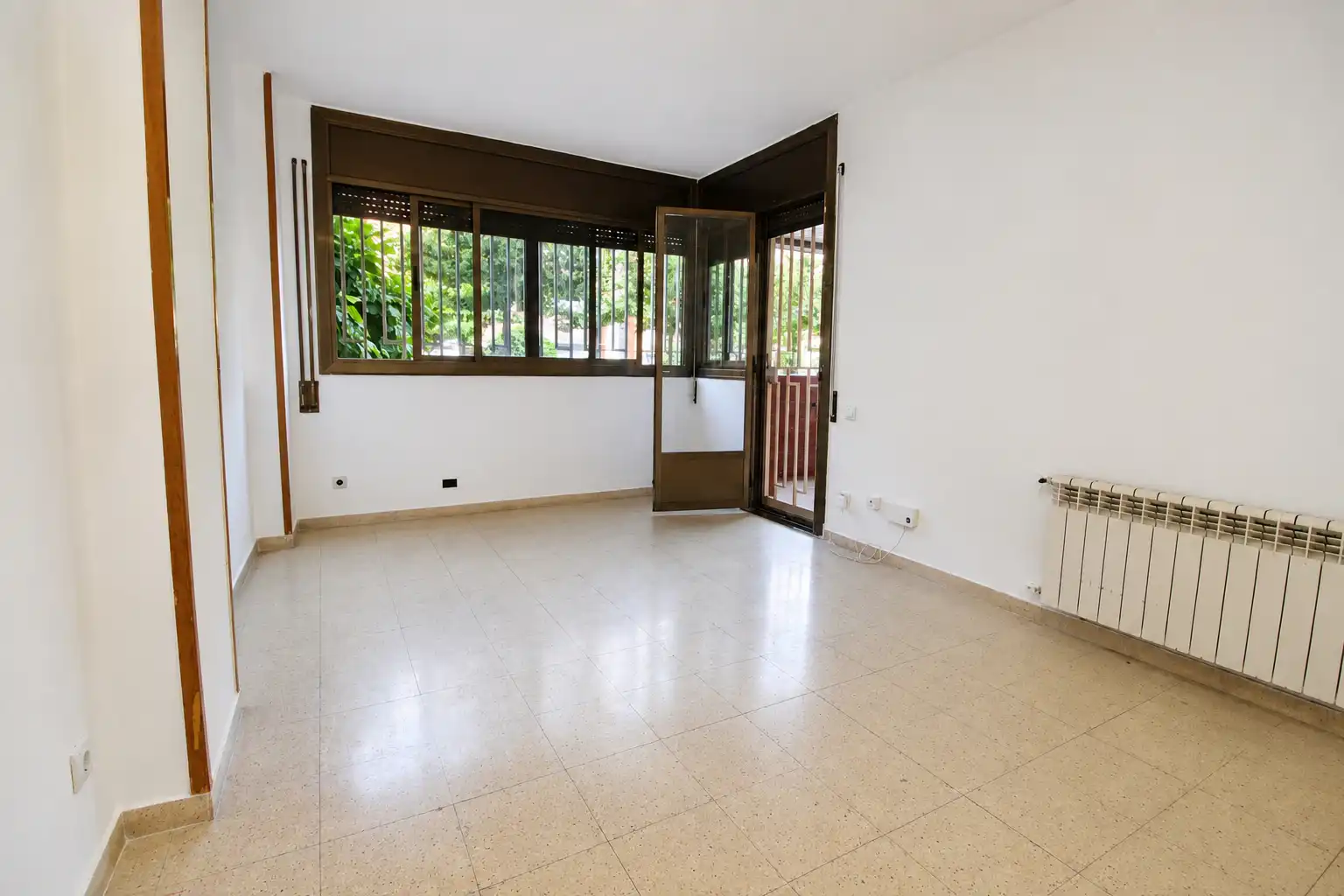 Sala d'estar de Pis en venda en Sabadell amb Forn i Balcó