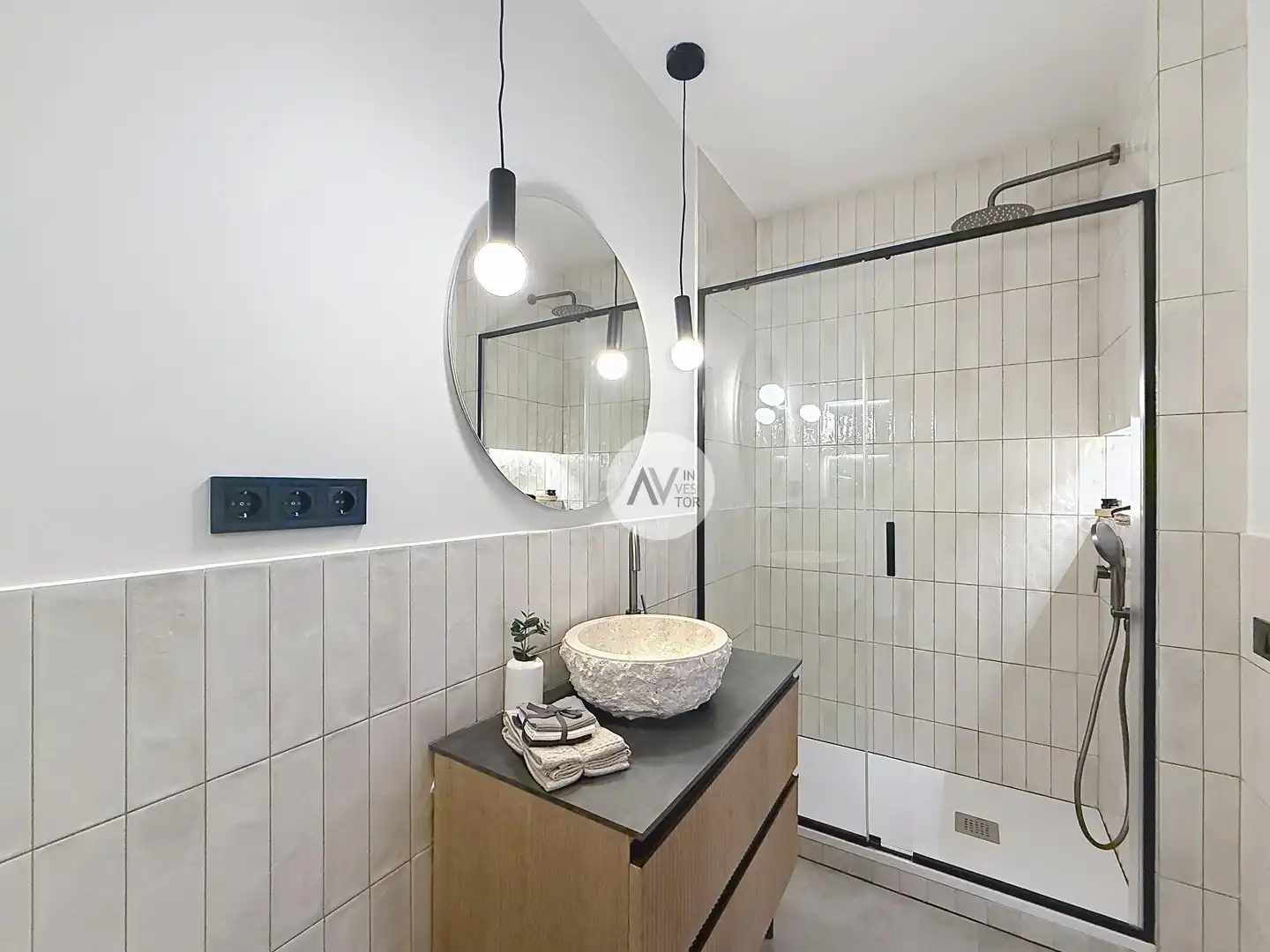 Bathroom of Apartments for sale in Barcelona  with Air Conditioner, Heating and Parquet flooring