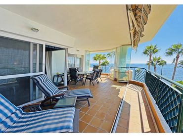 Wohnung mit Pool zum Verkauf in Calle Alhamar