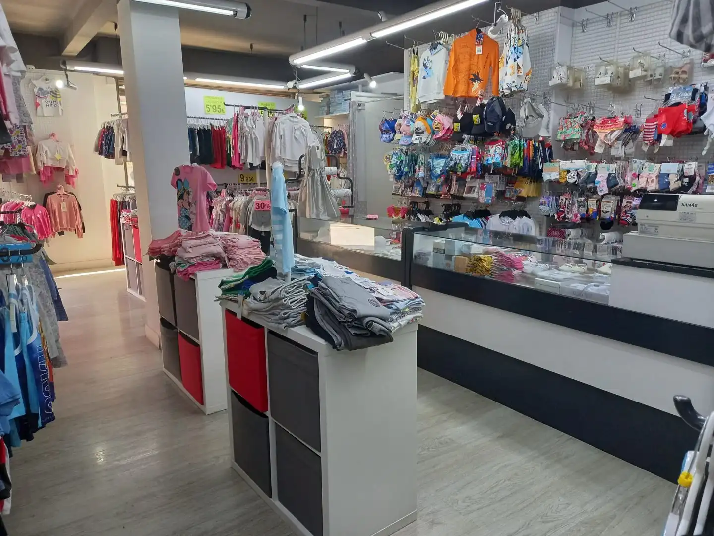 Local comercial en traspàs a Carrer Bonestar 6, imagen 2