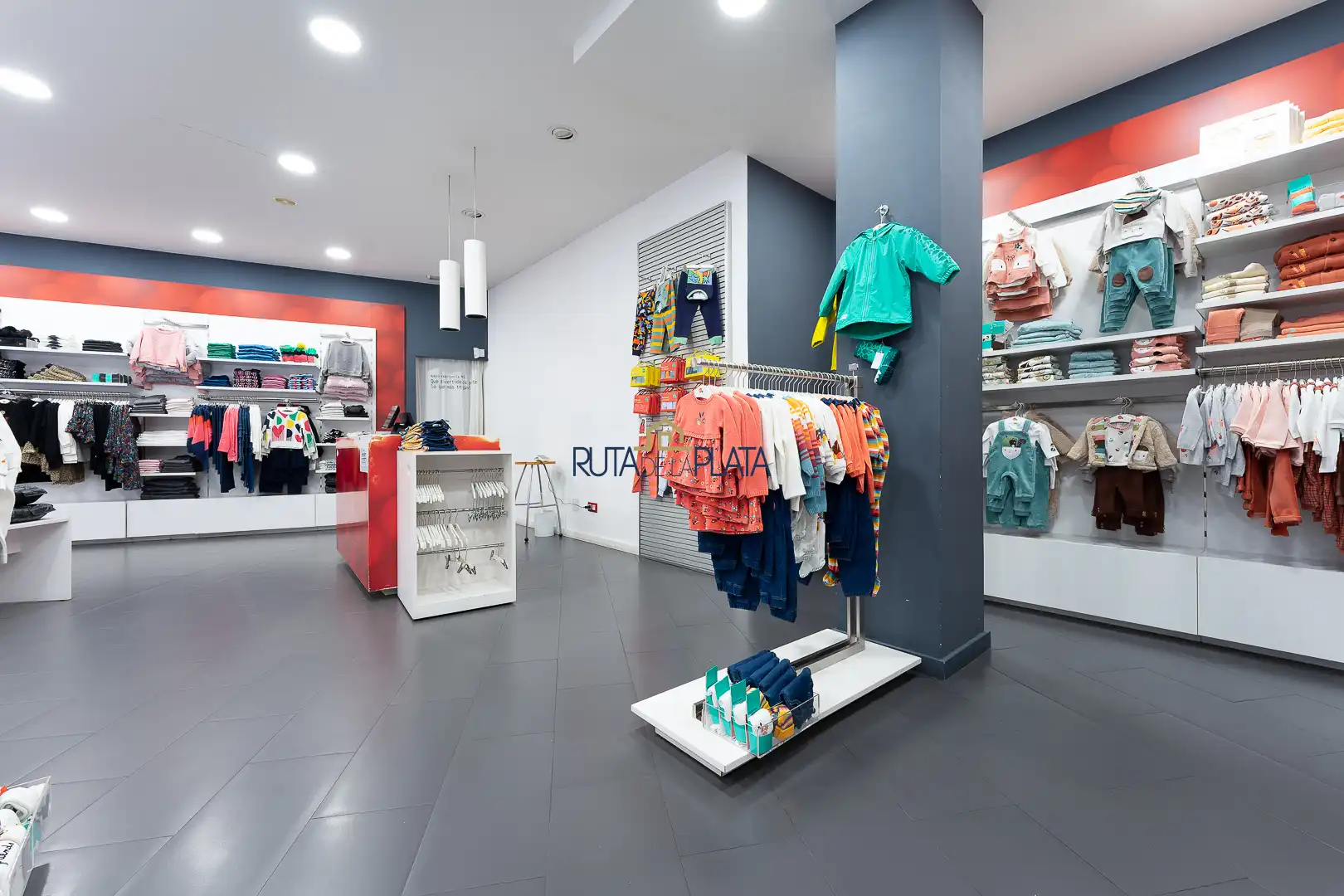 Commercial properties for rent in Zamora Capital   with Air Conditioner and Heating
