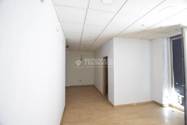 Local comercial en Alquiler en Casco Antiguo