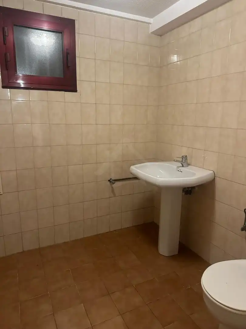 Bany de Casa adosada en venda en  Logroño amb Aire condicionat, Calefacció i Parquet