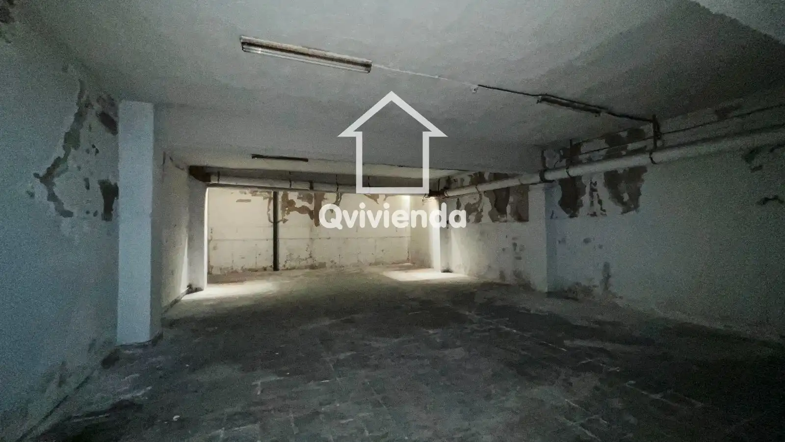 Local comercial en venta en Pau Claris, imagen 9