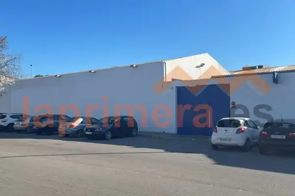 Industrial building to rent in Carrer Jaume I 11, imagen 2