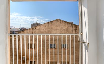 Balcony of Flat for sale in Vilanova i la Geltrú  with Parquet flooring, Oven and Balcony