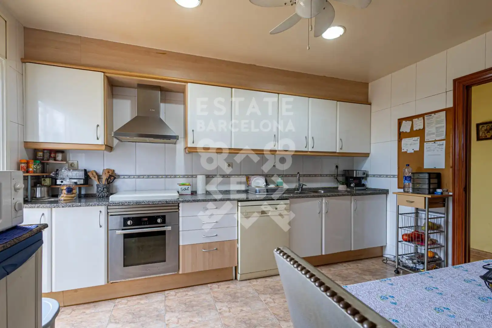 Ground floor with pool for sale in Carrer Illes Canàries, imagen 5