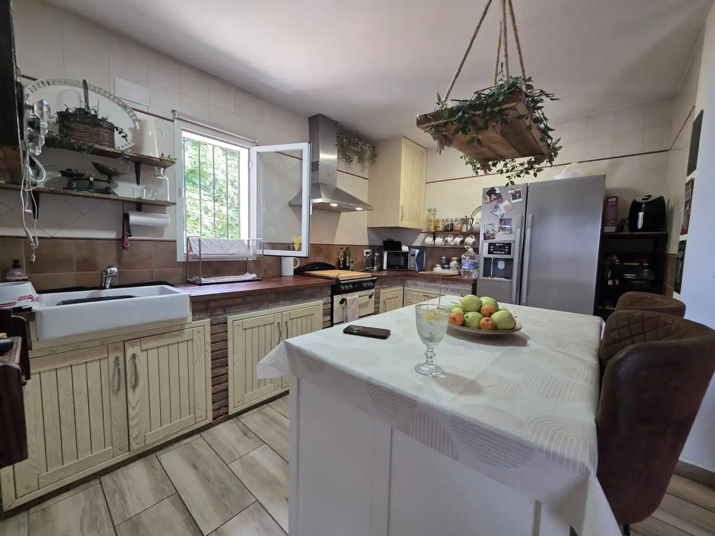 Cocina de Finca rústica en venta en Cártama con Aire acondicionado, Jardín privado y Terraza