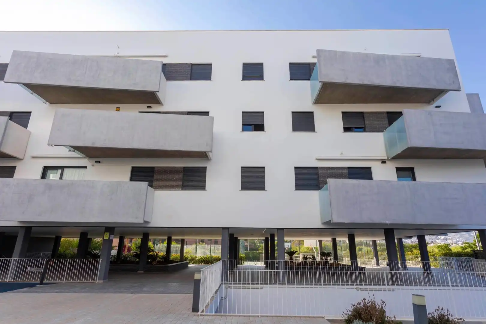 Vista exterior de Ático en venta en Salobreña con Aire acondicionado, Terraza y Trastero