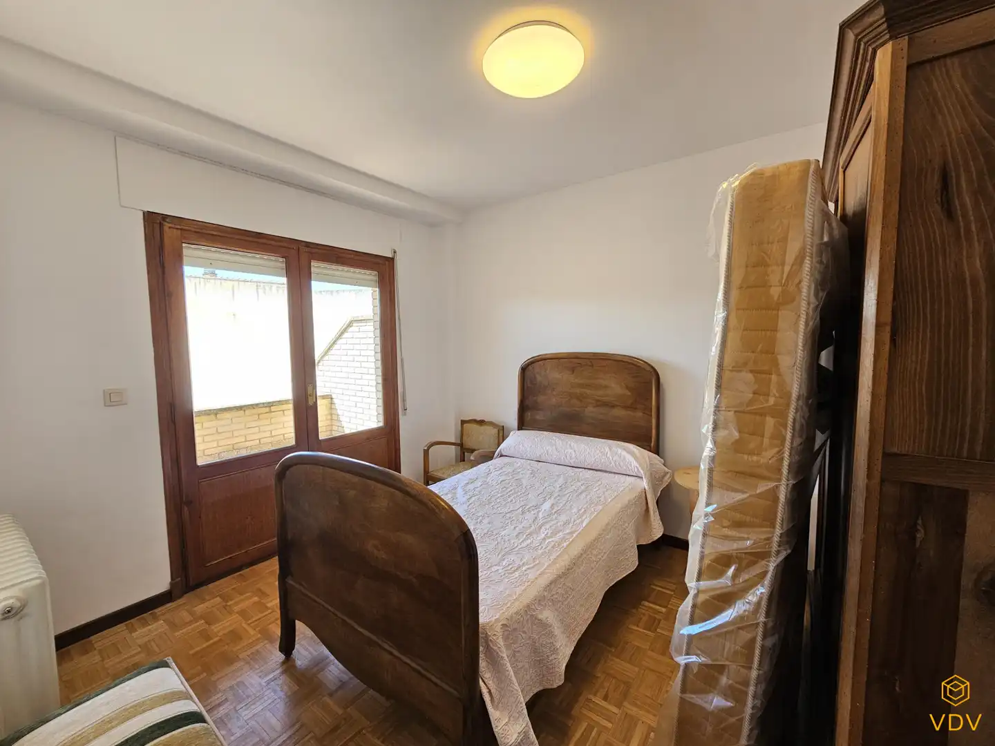 Dormitori de Casa adosada en venda en Cintruénigo amb Calefacció, Parquet i Terrassa