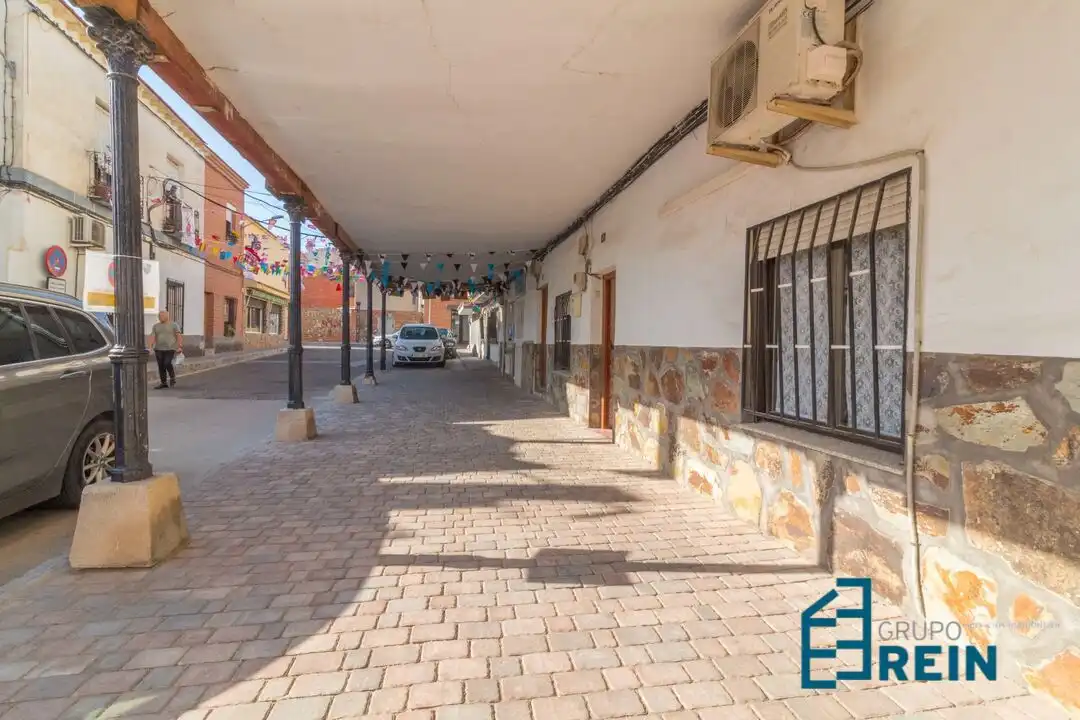 Vista exterior de Casa o chalet en venta en Añover de Tajo con Aire acondicionado, Calefacción y Trastero